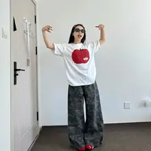 夏用 フィット白色Tシャツ【リンゴプリント・コットン100%・短袖】