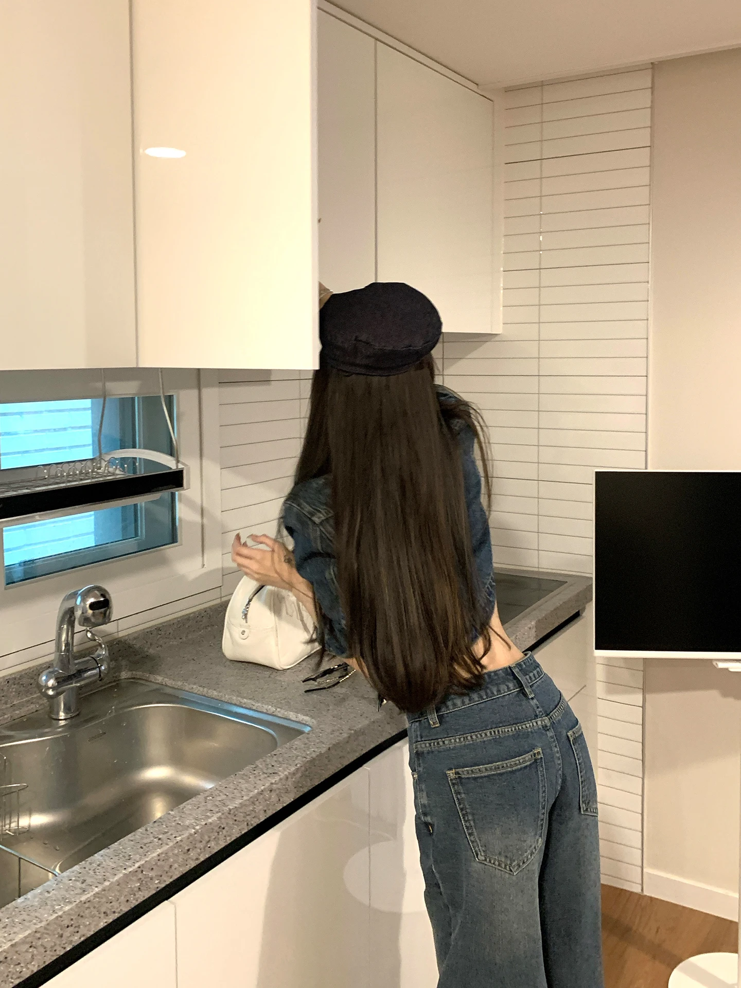40代・50代向けカジュアルブランドとしてのsister titiのデニムセットアップは信頼性と実用性を両立