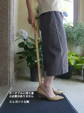 長柄のブナ製シューズスティック【ダックビル型・靴を履くときに楽々・妊婦や高齢者に最適】
