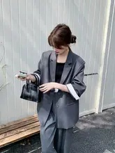 Aラインデザインのカジュアルスーツ【春秋用・女性・オフィススタイル】（セットアップ対応）