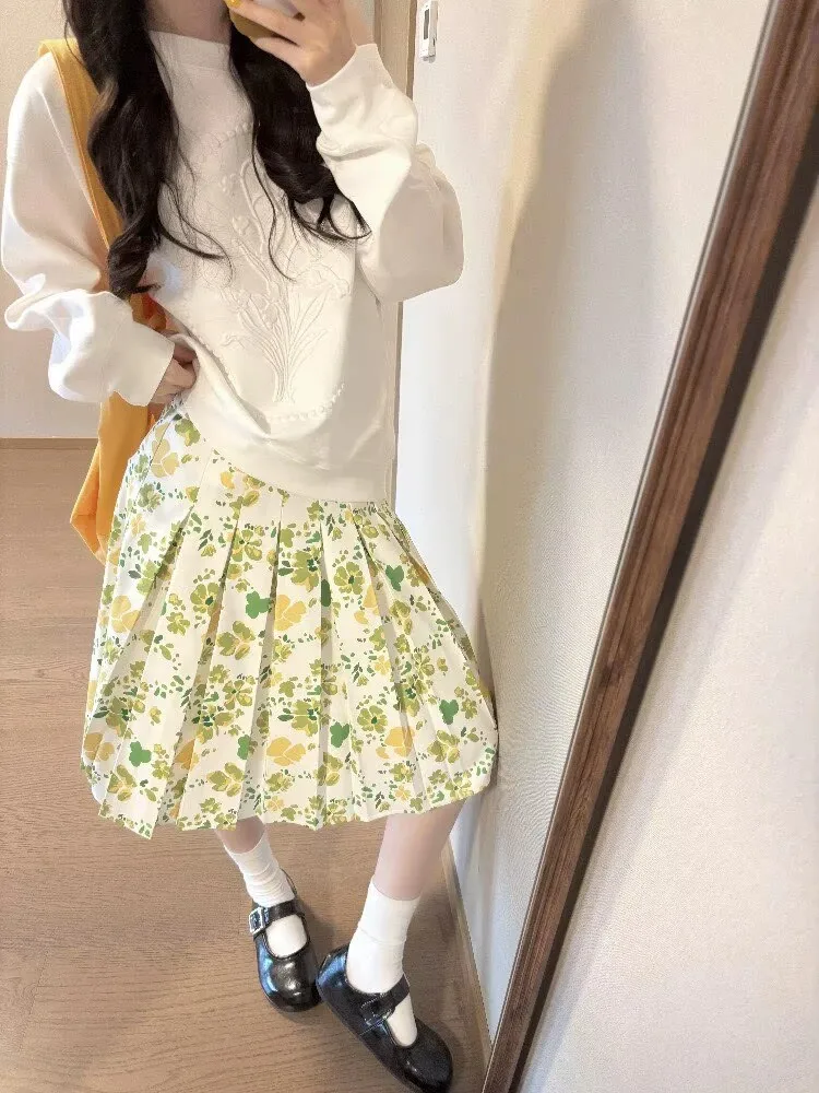 花柄プリーツスカート コーデ おすすめ5選：春先から夏へと続く、毎日のスタイルを彩る選び方