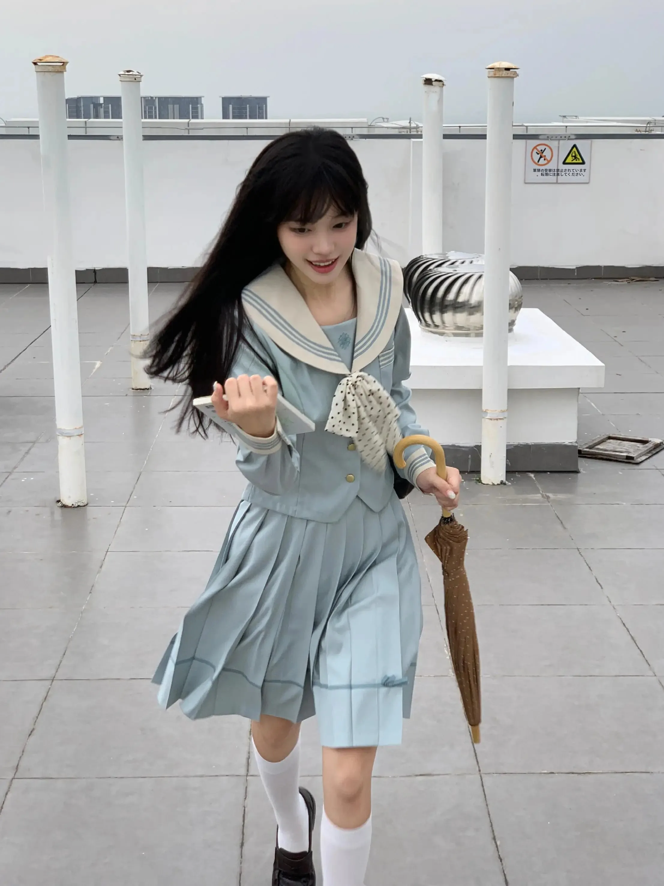 同窓会で着る水手服の選択：薄荷アイス柄セーラー服の実用性とデザイン解析