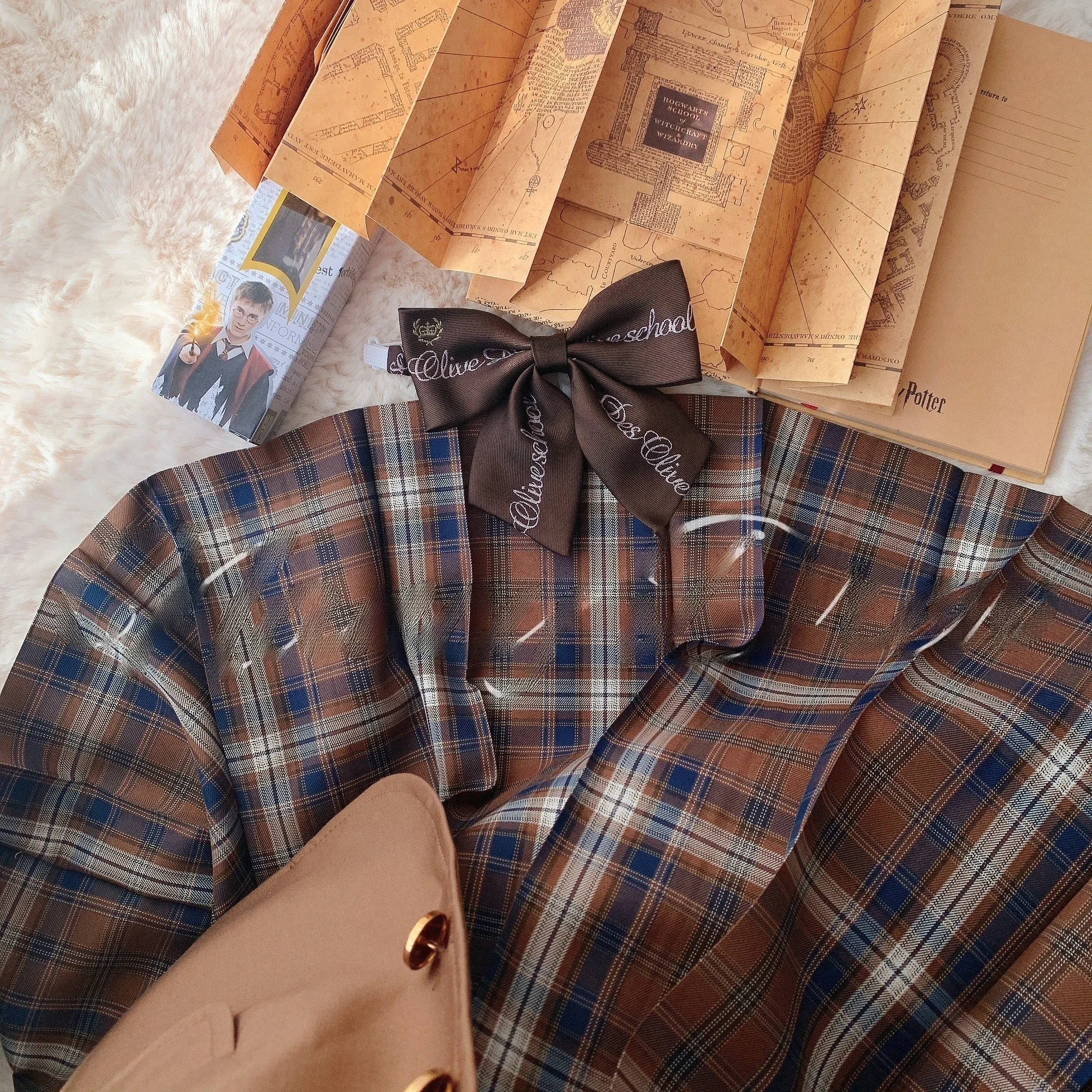 オリジナルJK制服風 百褶格子スカート：かわいい高校制服のデザインと実用性を検証