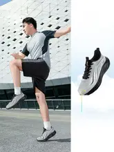 軽量で通気性抜群のランニングシューズ【メンズ・柔軟なソール・夏用】