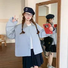 バイカラーの翻領ブルー短丈ジャケット【春秋向け・おしゃれなデザイン・レディース】