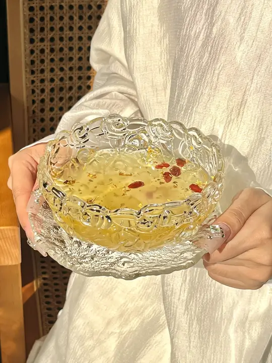 高級感あるガラス製デザートボウルおよび皿【スイーツ・アイスクリーム・ヨーグルト用】（セットアップ対応）