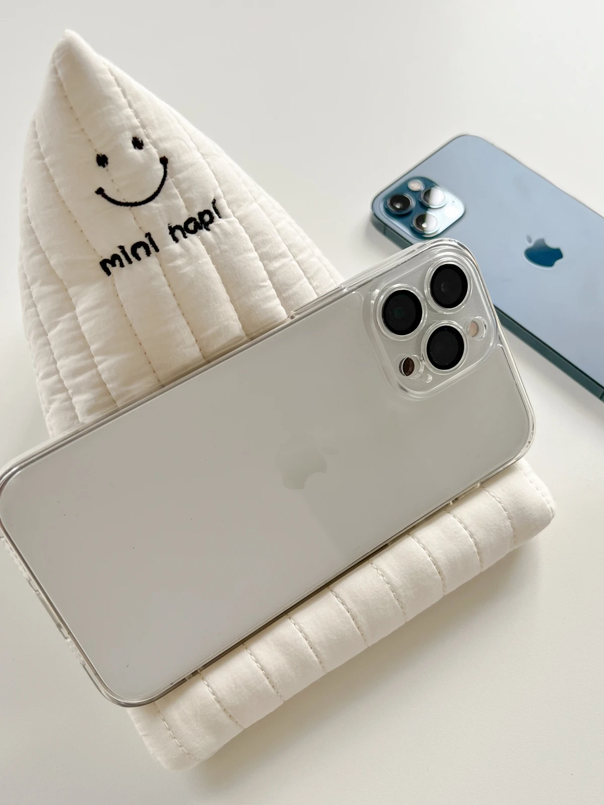 狭い部屋でも置けるコンパクトなおうち時間アイテムは、本当に存在するのか？
