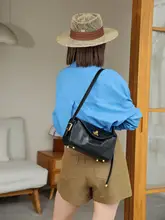 高級感ある女性用ショルダーバッグ【オフィスや普段使いに最適・斜め掛け可能】