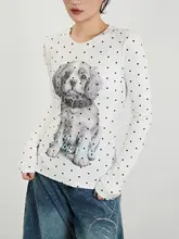 ポルカドットプリントの長袖Tシャツ【レディース・フィット感あり・カジュアルスタイル】