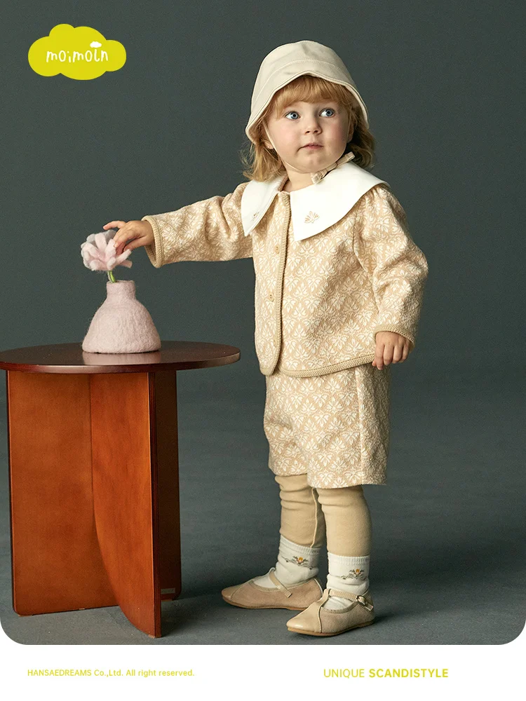 16°Cから24°Cの季節に着せるべき子供の服は？「moimoln」の学院風セットアップが解決する