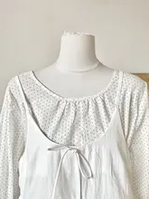 春にぴったりの優しい雰囲気の重ね着用キャミソールとゆったりしたドットシャツ（セットアップ対応）