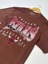 アメリカンスタイルのバスケットボールTシャツ【コットン100%・ワイドシルエット・ドロップショルダー】