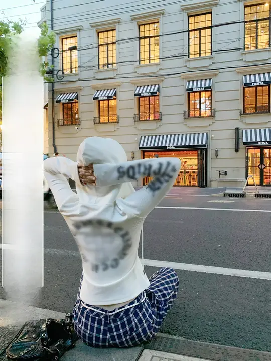 アメリカンビンテージプリントのパーカーと春用パンツ【大きいサイズ・ミディアム体型対応】（セットアップ対応）