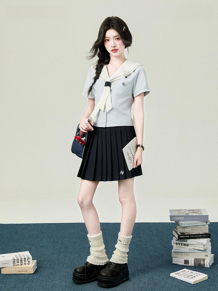山吹色に合う色は？実は、ブルーが一番の相性を秘めている