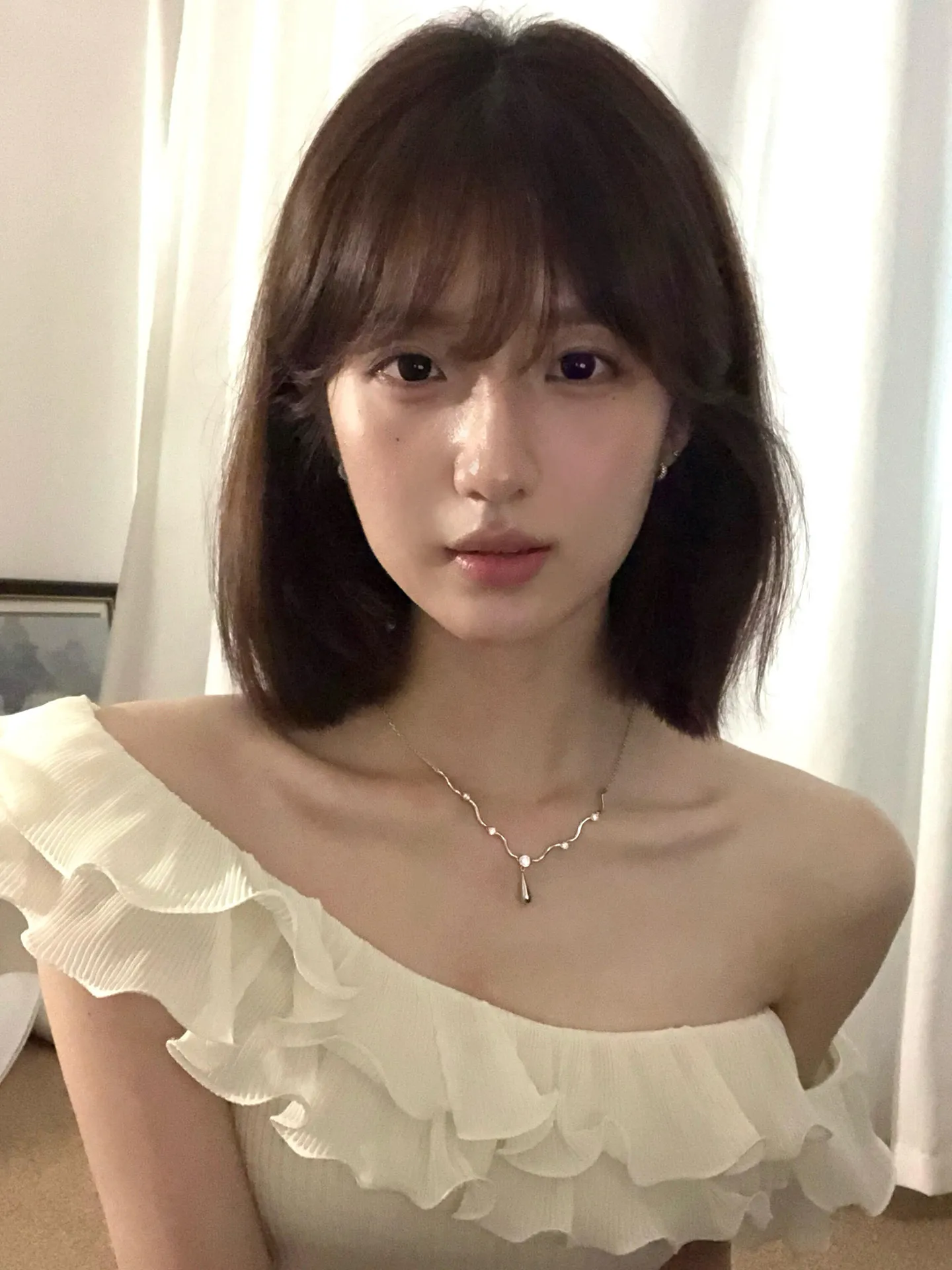 off shoulder とチュールトップスの違いは？この1着で解決できる着こなしの悩みとは？