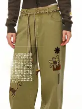 刺繍デザインのゆったりとしたコットンカジュアルパンツ【春秋用・ウォッシュ仕上げ・ストレートシルエット】