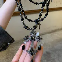 多重重ね着けゴシック風クロスネックレス【黒ビーズ・デザイン性の高いアクセサリー・女性用】