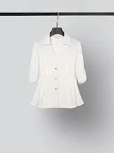 高級感あふれるダブルフェイスサテンシャツ【X型・パール装飾・エレガントデザイン】