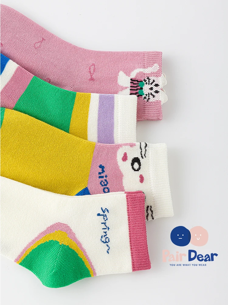 darn tough socks とは何かを解説：抗菌・通気性に優れた中筒ソックスの実態