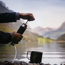 ポータブル浄水器【アウトドア用・細菌や微生物をフィルター】