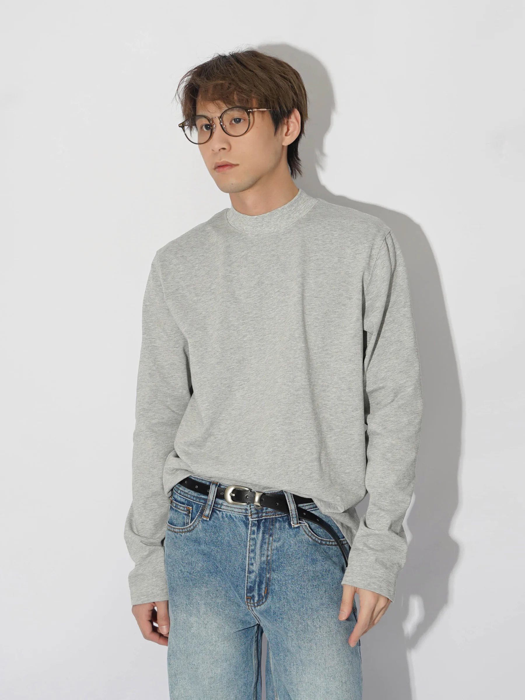 春服 メンズ 通勤に不安？小さめ首元Tシャツの完全ガイド