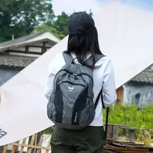 超軽量 登山用折りたたみリュックサック【男女兼用・旅行・軽量・薄型】