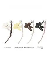 おしゃれな花モチーフのハンドバッグチャーム【個性的・バッグアクセサリー】