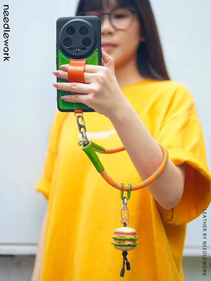 真皮製 スマートフォンケース【Xiaomi17Ultra用・スリング付き・スタンド機能・全包カバー対応】