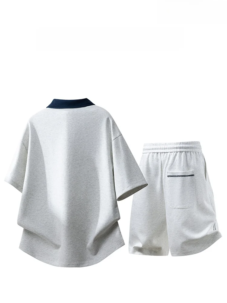 夏のフォーマルメンズに最適な半袖シャツとショートパンツセット