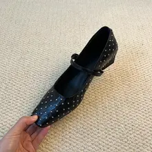 羊革製 略四角デザインの個性的なフラットシューズ【真皮・ワンストラップ・マリジェンスタイル】