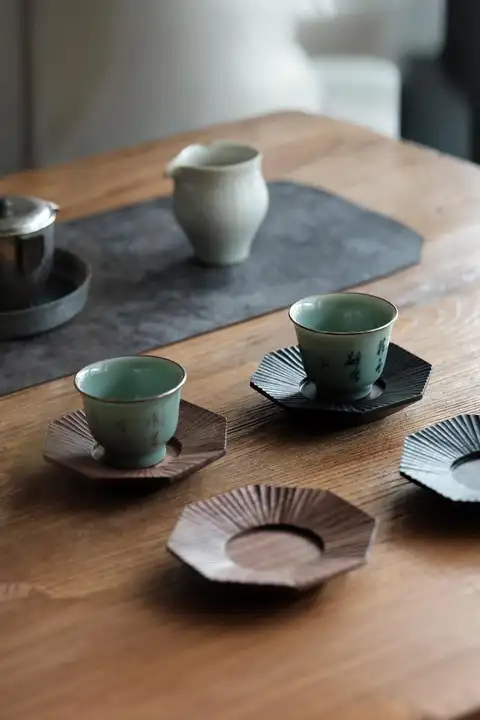 漆塗り黒くるみ製 正八角形コースター【手作り・茶道用・実木】