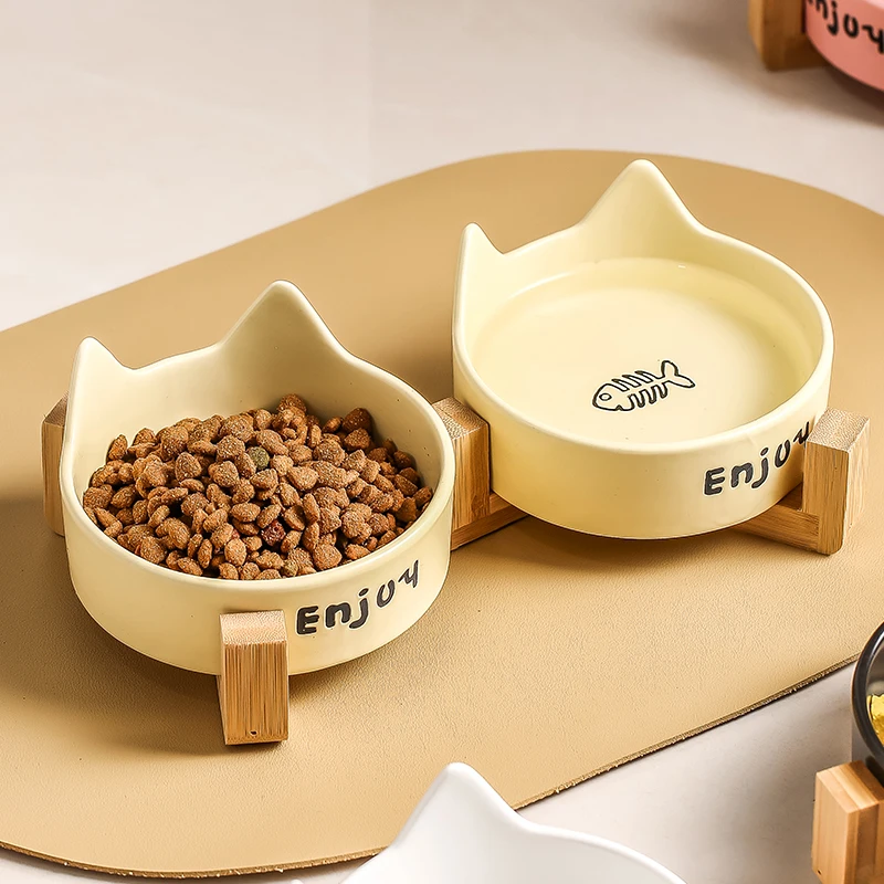 梅雨に備えて買うべき！ペットボウルとジャケットの完全ガイド
