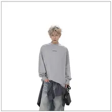 立体プリント長袖Tシャツ【ユニセックス・ラウンドネック・カジュアル】