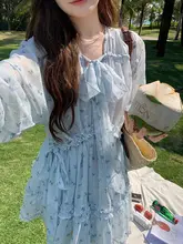 ブルーグリーン花柄ワンピース【重工ステッチ・フリルデザイン】