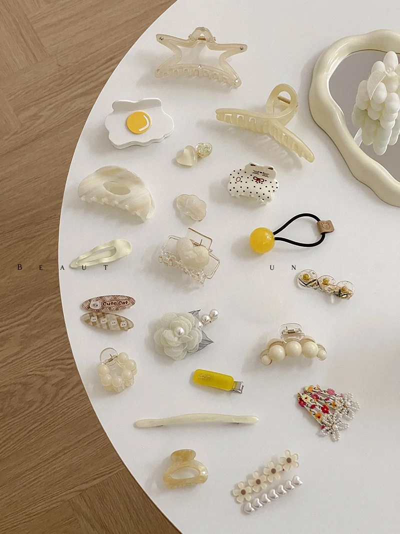 ミルクイエローのヘアアクセサリーで、毎日のスタイルに「優しさ」をどう入れる？
