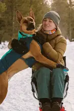 防水透湿素材の犬用ジャケット【秋冬用・タフなデザイン】