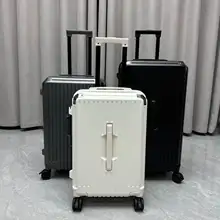 PC素材の静音キャスター付きスーツケース【男女兼用・ブラック・多収納】