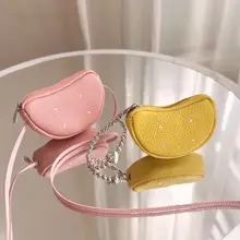 ミニショルダーバッグ 本革 豆型 ビビッドカラー 小銭入れ キーケース イヤホンケース リップ収納 斜めがけ