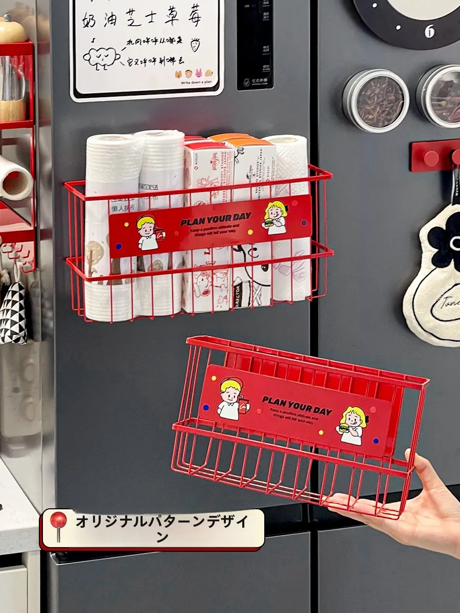 冷蔵庫の奥に詰め込まないで！磁気吸着ラックで収納スペースを解放する方法は？