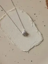 純銀製 星型ペンダントネックレス【軽やかで洗練されたデザイン・コルセットスタイル】