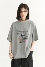 万有引力博物館グラフィティプリント 半袖Tシャツ【女性用・綿100%・ゆったりシルエット】