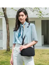 軽量斜め掛けバッグ【大容量・カジュアル・女性用】