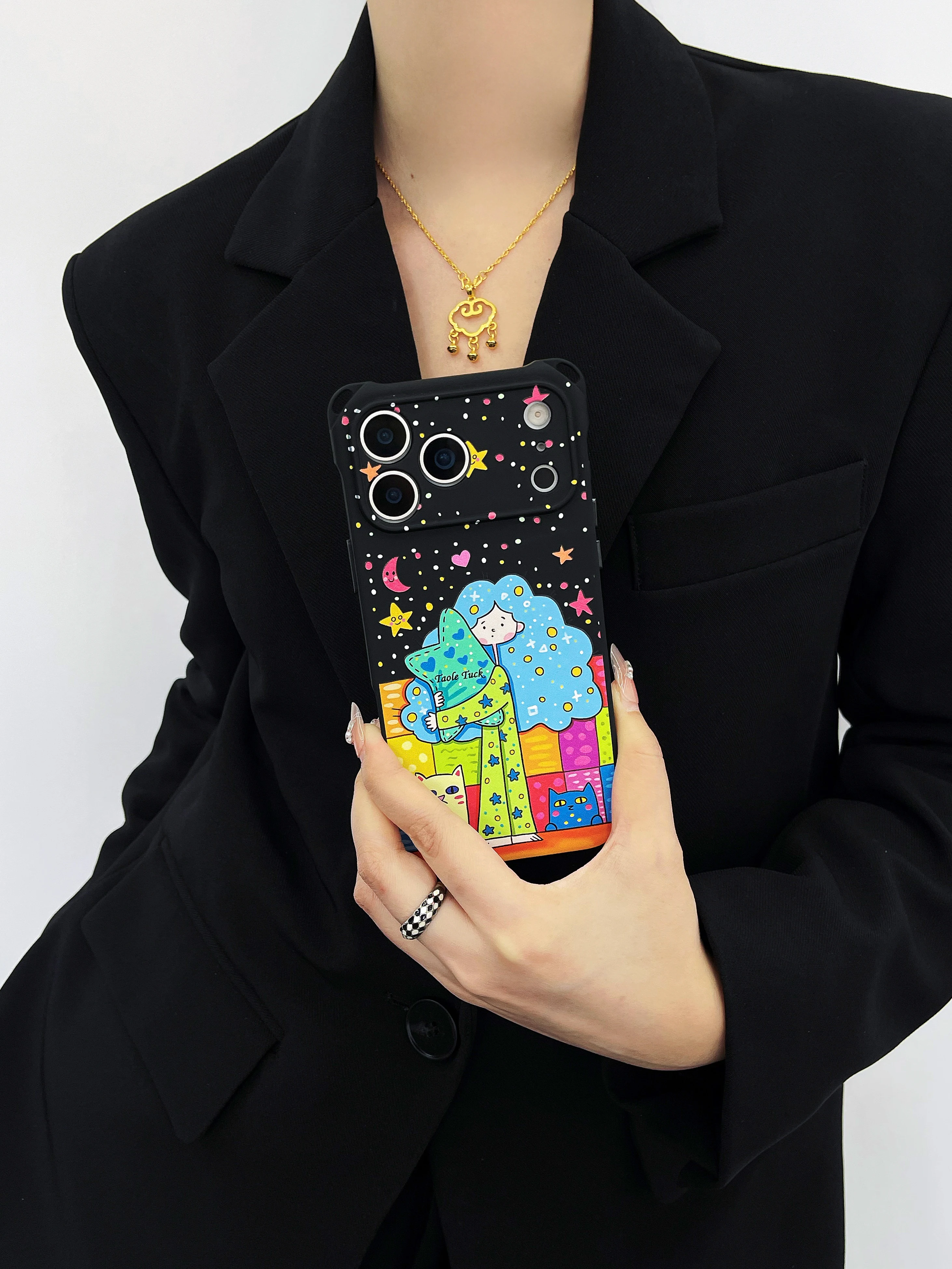 全機種対応スマホケース かわいい：ディペの4穴ストラップ付き耐衝撃ケースが実用性とデザインを両立