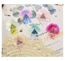 水滴型フラワーモチーフの手作り装飾【洋服や小物用・立体デザイン】