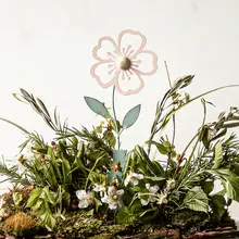 フランススタイルのシルクフラワー アンティーク調 チューリップと桜のアイアン装飾花【リビングテーブル用・高級感・侘び寂び】