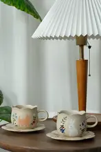 手描き陶器カップ＆ソーサーセット【動物柄・ペア・贈り物に最適】