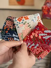 中式刺繍デザインの厚手コースター【綿麻製・四角形・熱遮断】