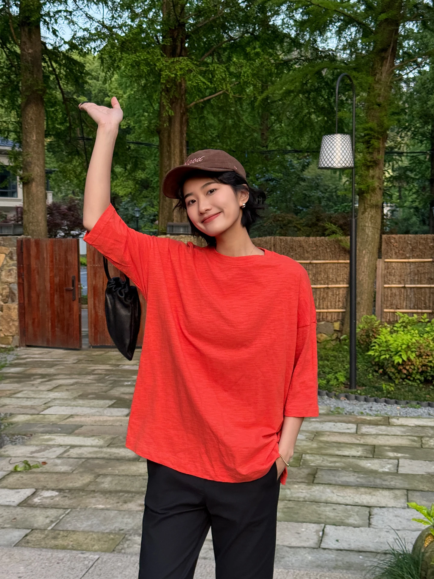 5部袖Tシャツの特徴と着心地：多色コットン五分袖Tシャツの実際の使い方