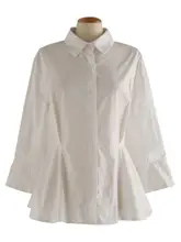 デザイン性の高い七分袖白色シャツ【ウエストシェイプ・春夏用・女性用】