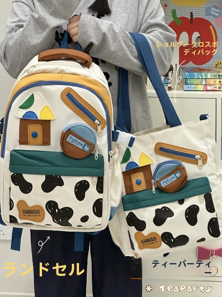 かわいいインショルダー クロスボディバッグ 大容量 トップハンドルバッグ：青春少女風のデザインと実用性を徹底解説